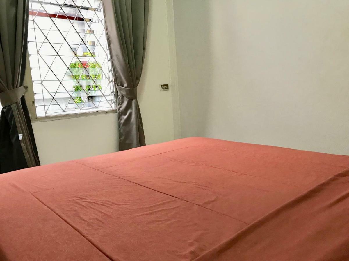 Sira'S House Hotel Bangkok Bagian luar foto